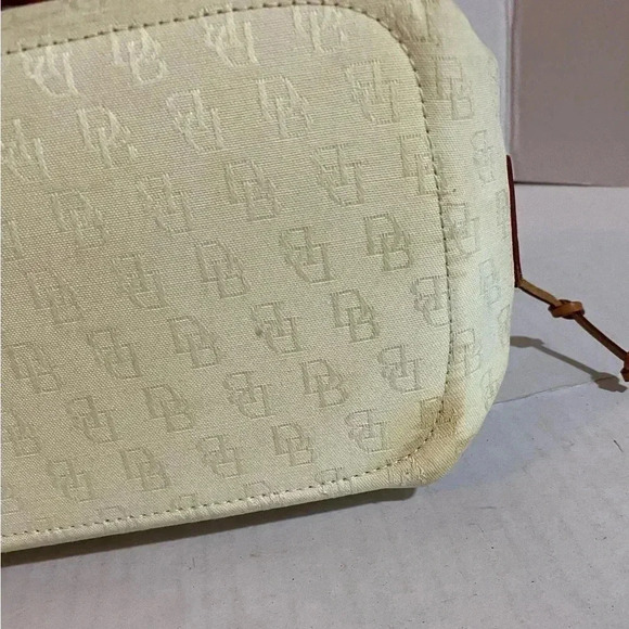 Dooney Bourke white canvas leather satchel handbag - Picture 9 of 15